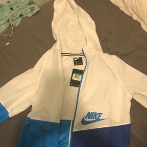 Nike windbreaker